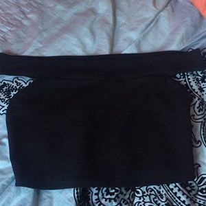 A black to the shoulder shirt.